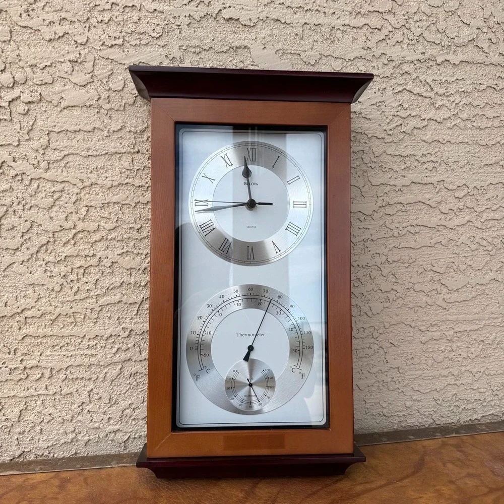 Bulova Quartz Wall Clock Thermometer Hygrometer Wood Frame Weather Station 17